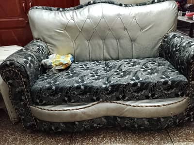 clean sofa for sale