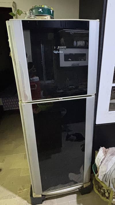 Dawlance full size refrigerator