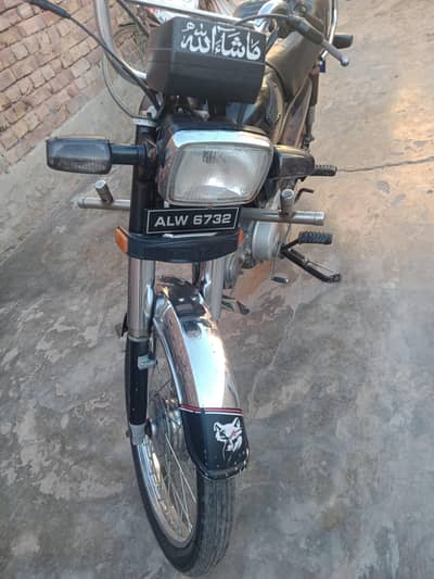 All documents clear han koi kam ni hony wala looking good condition