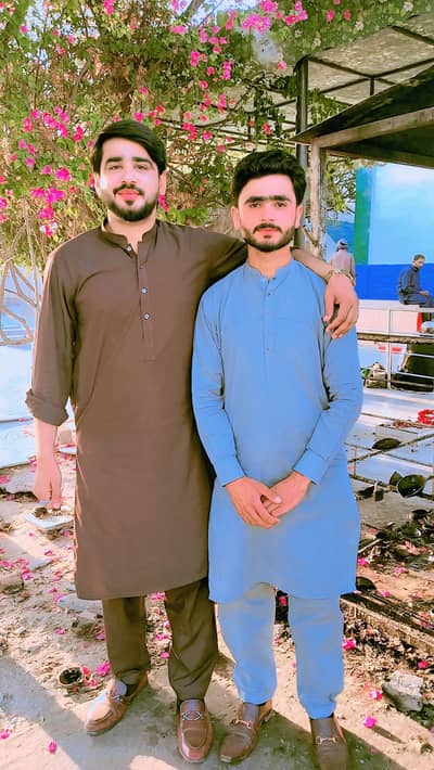 job chaiye DHA Lahore phase 4 ya 5 main