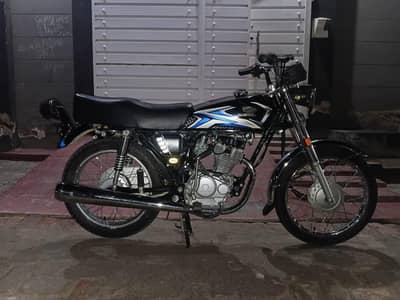 Black cg 125