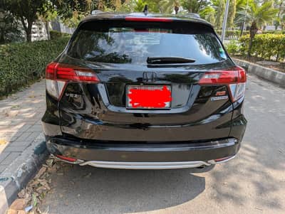 HONDA VEZEL (RS) Z SENSING FOR SALE