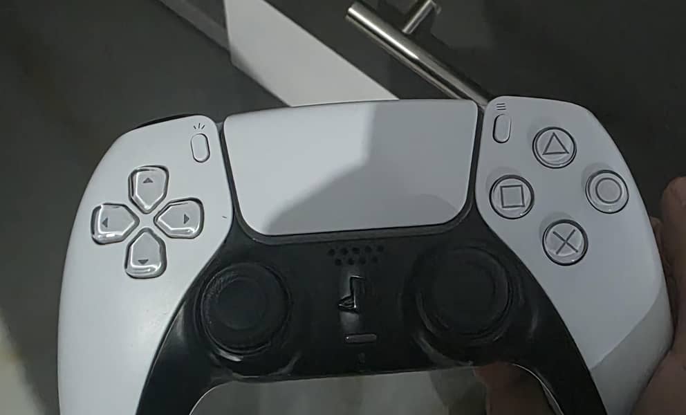 ps5 controller with ps4 controller and ds4 0