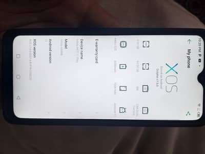 I am selling Infinix Hot 11 play Mob
