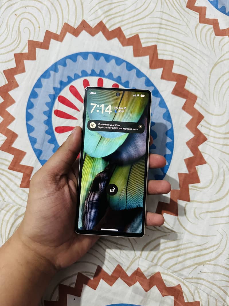 Google Pixel 7 4