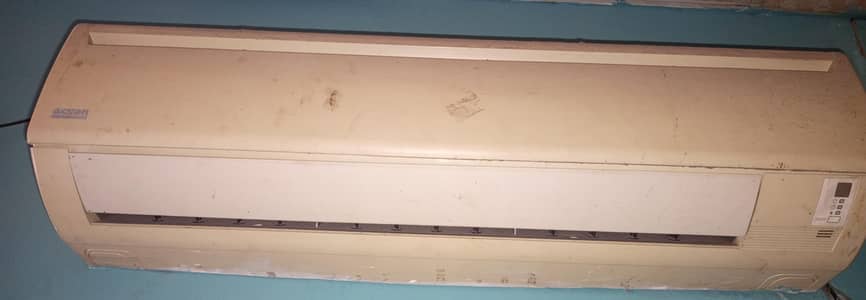 selling a home used AC , Air conditioner 10/10 conditions