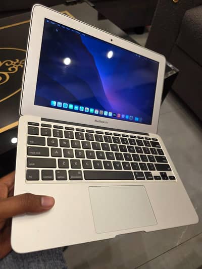 ​Apple MacBook Air  8GB RAM - 128GB SSD