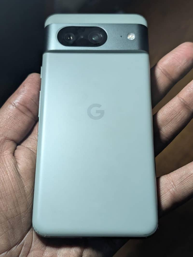Google Pixel 8 3