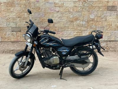 Suzuki GS SE 2018#0/3/1/7/0/0/2/4/6/2/9