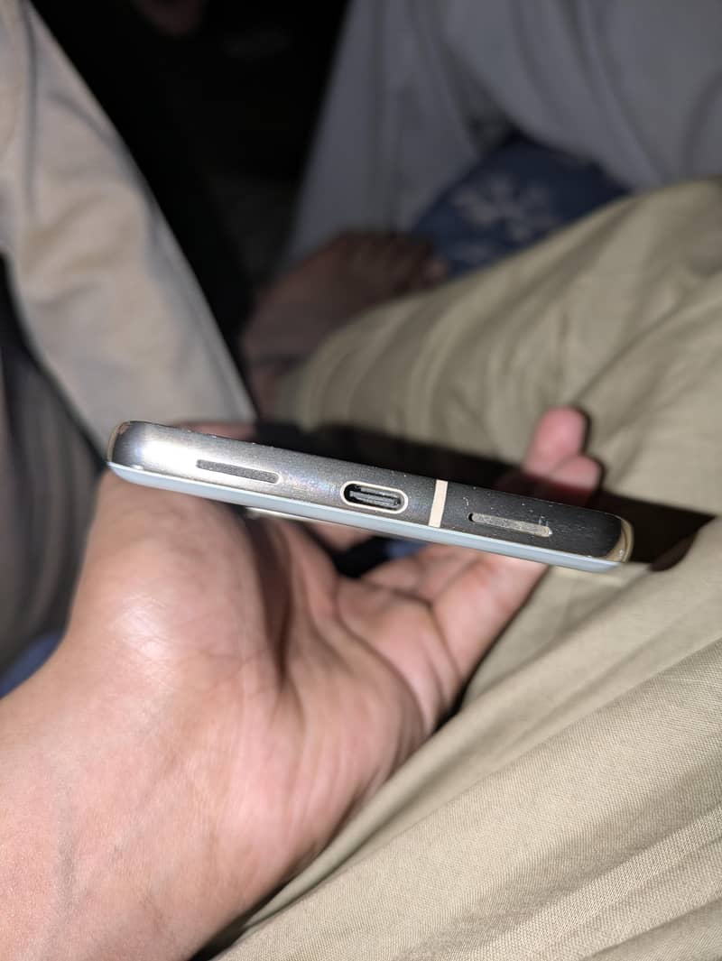 Google pixel 7 pro 2