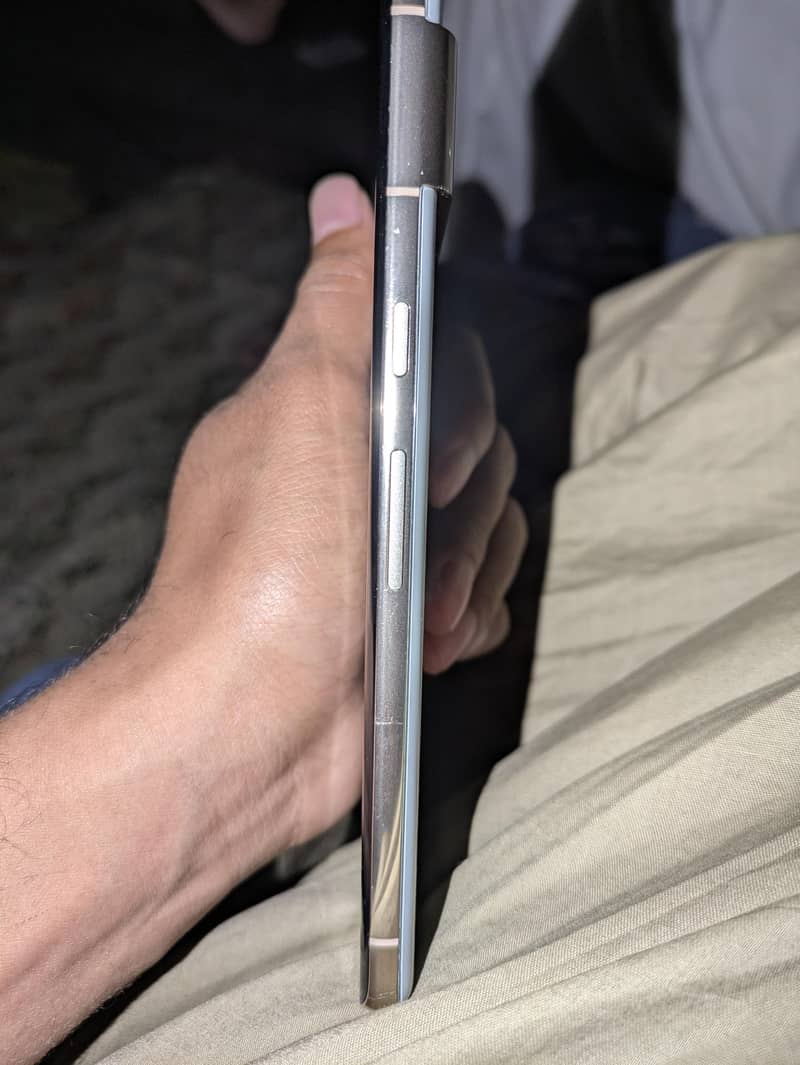 Google pixel 7 pro 4