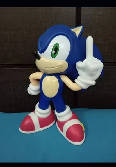 Sonic The Hedgehog 10" inch Standing Figure