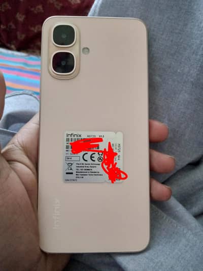 infinix smart 10 4/64 only 1month us 11 mnth wranti