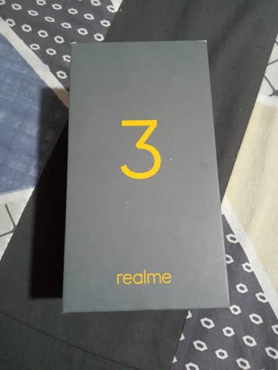 Realme 3. . . . . 4gbRam 64gb Rom