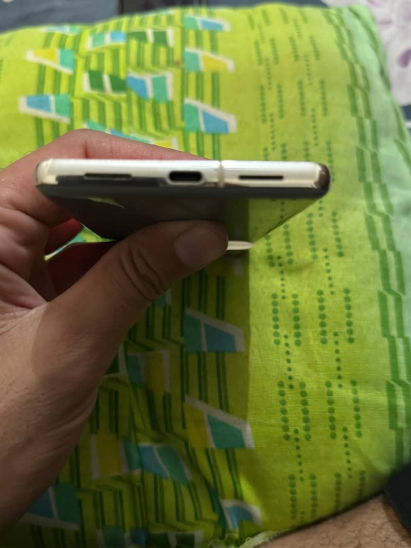 Google Pixel 7 pro 3