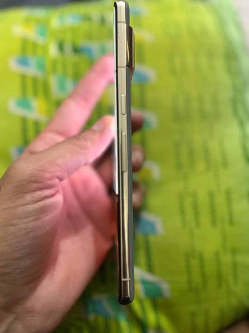 Google Pixel 7 pro 4