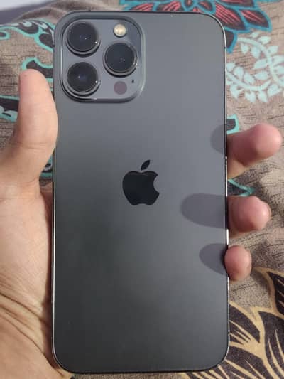 iPhone 13 Pro Max | 256 | 78% - 0.5 Camera issues