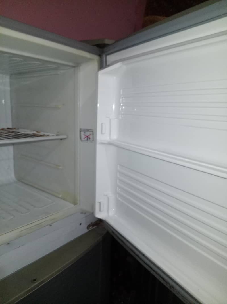 Refrigerator 5