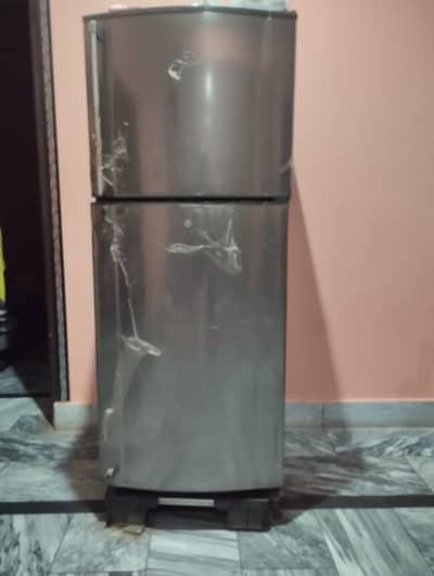 URGENT SALE: Dawlance Refrigerator - Good Working Condition