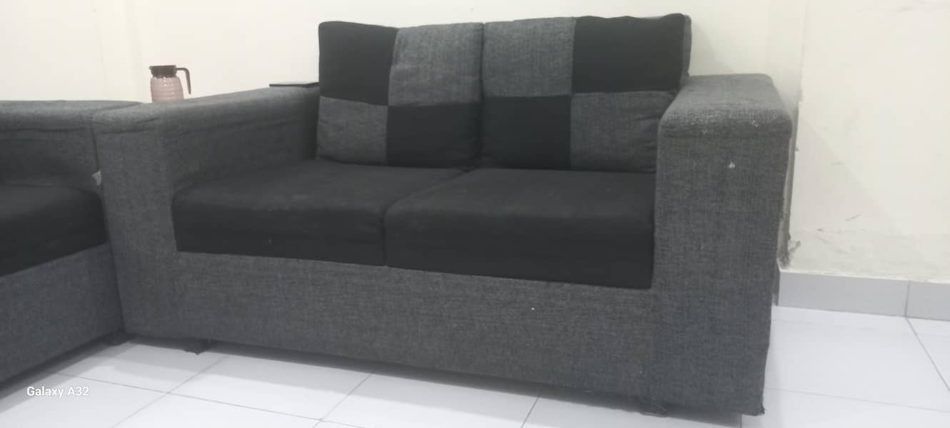 2 +1 seater sofas 0