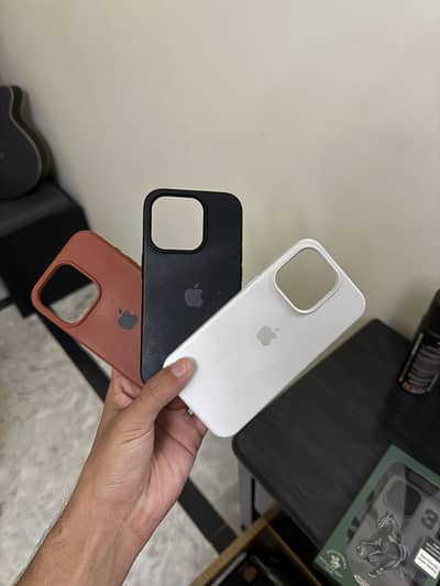 iphone cases at low price (slightly used)