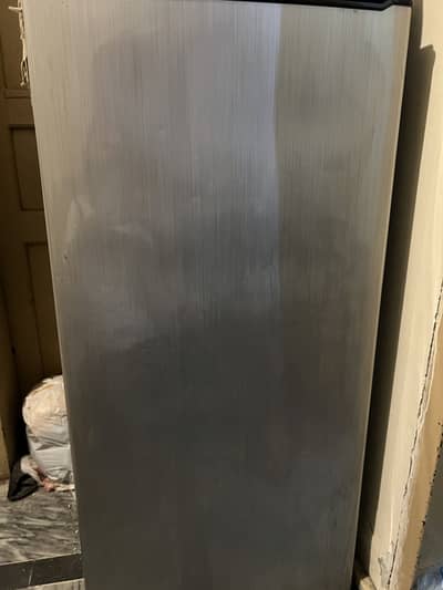 Dawlance mini Refrigerator