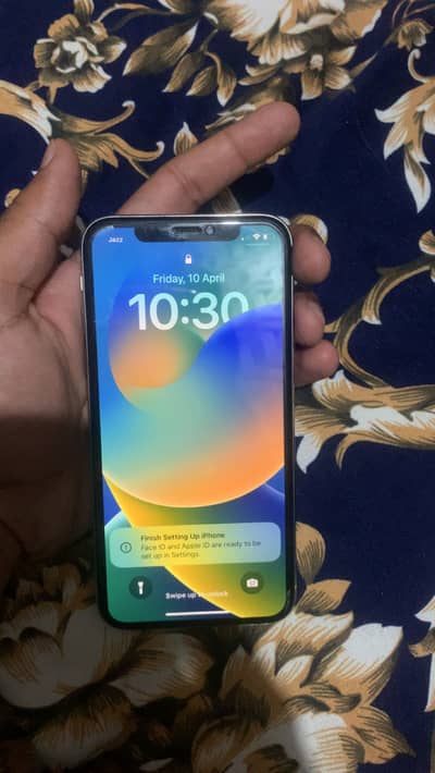 iPhone X pta approved box pack Kay sath all rabta kre 03092175234