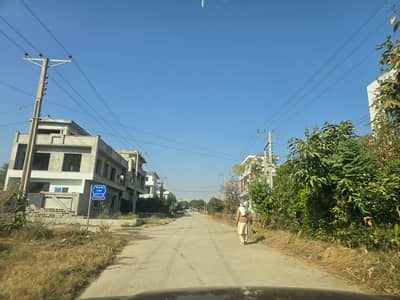 5 Marla Level Sun Face Plot Of Good Location For Sale