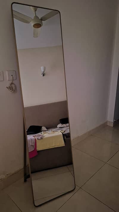 Long dressing mirror