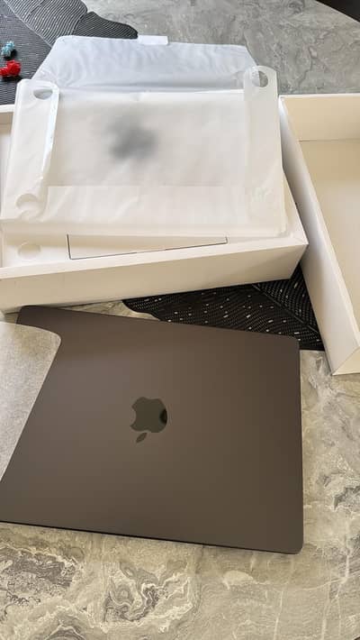 Apple Macbook pro 14 ‘M4 pro |48Gb RAM| 1TB SSD | Boxed