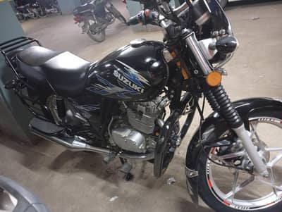 Suzuki GS150 look like new