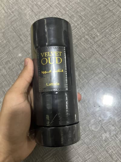 Velvet OUD by lattafa