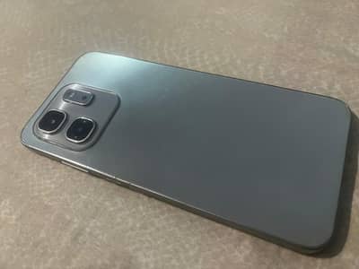 mobile is a good condition 6 GB RAM 128 GB MEMORY