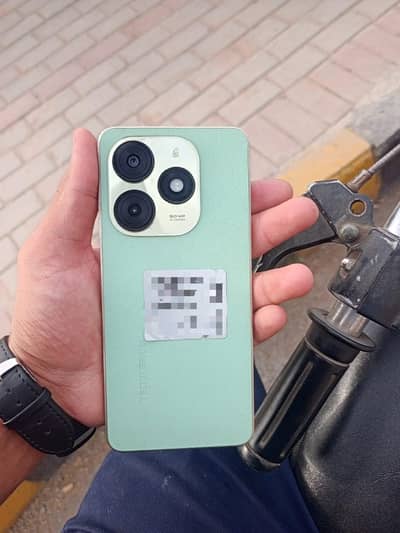 Tecno Spark 20c 8Gb ram