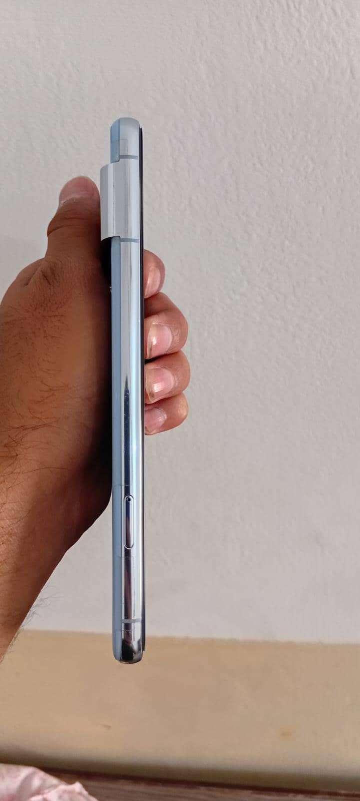 Google pixel 8 pro 1