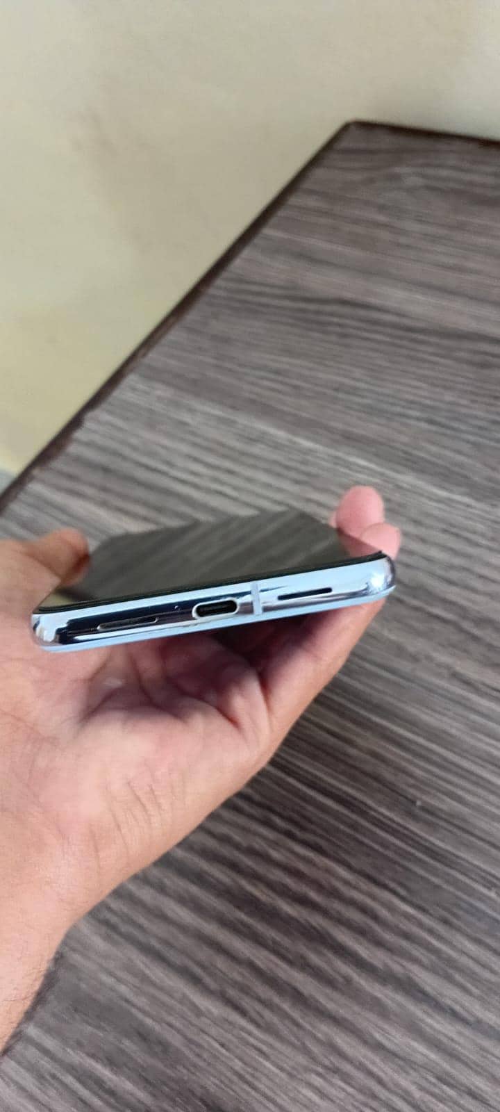 Google pixel 8 pro 2