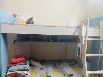 Kids bunk bed with mattresses
