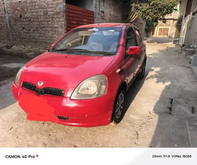 vitz 2000/2014 1000cc,