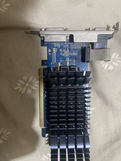 ASUS GeForce 210 Silent Low Profile V2 1 GB