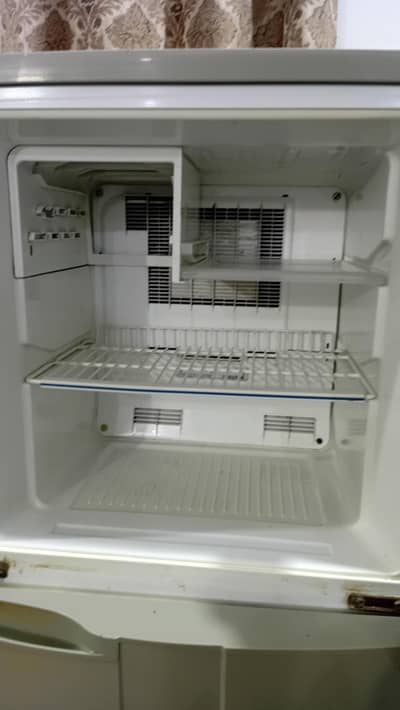 mistubishi fridge