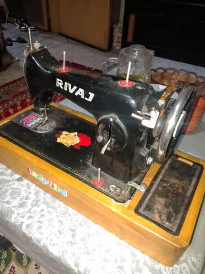 RIVAJ SEWING MACHINE