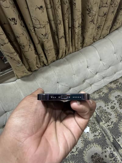 10/9 condition ha jv iPhone 14 Pro purple Colour