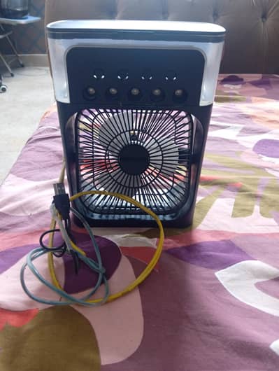 portable mini mist fan