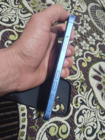 Iphone 16 Factory unlocked 128gb e sim starting only 2 days