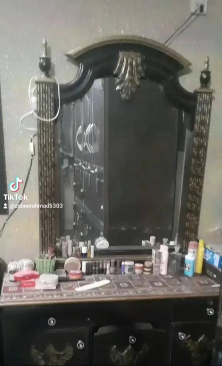 برائیڈل ڈیزائن خوبصورت ڈریسنگ فار سیل 1