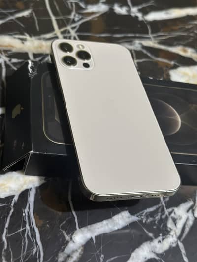 Iphone 12 pro Official approved with box