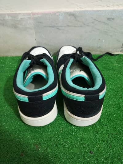 Stylish Sneakers Island Green Black