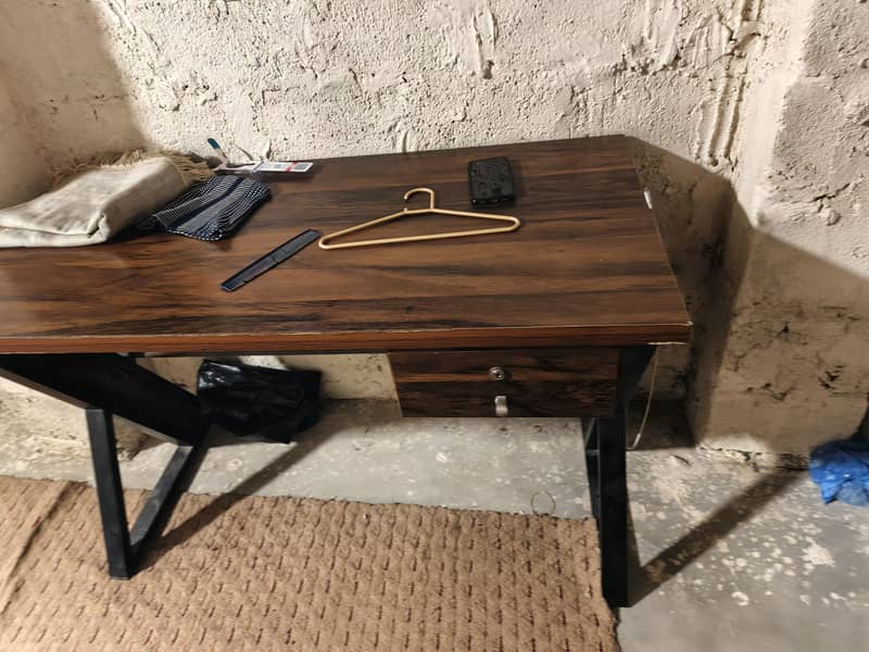 Laptop and study table 2