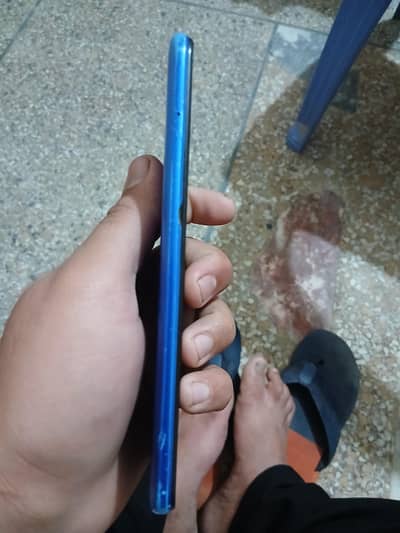 bergaing ho jay gi without box ha koi falt ni ha geniun halat ma ha