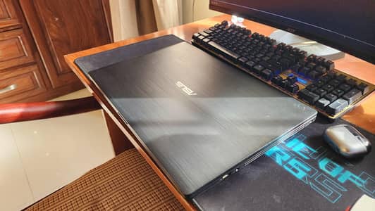 Asuspro P2540U- i7-8550U